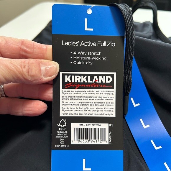 Kirkland Signature Black Activewear Set - Picture 7 of 7